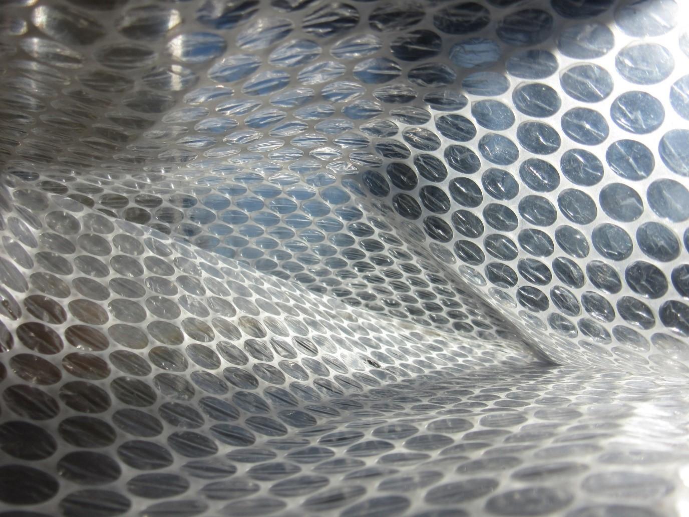 who invented bubble wrap
