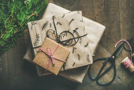 Gifting Etiquette: Exploring Brits’ Gift-Giving Habits