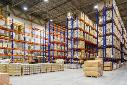 Know Your Trucks – A guide to warehouse handling